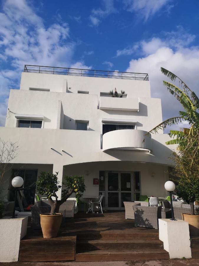 Hotel Sable Et Soleil - Port et Plage Fréjus Eksteriør bilde
