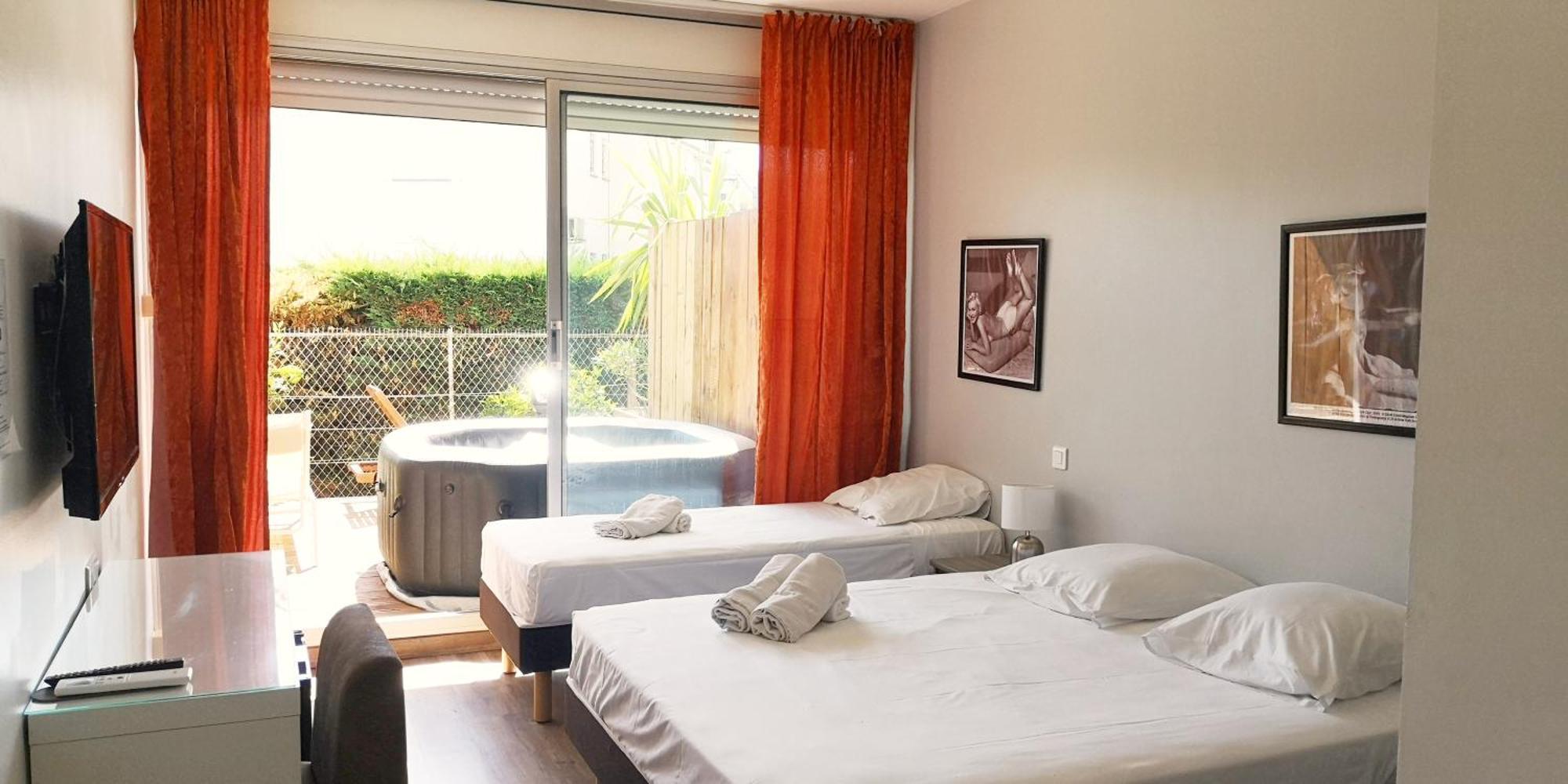 Hotel Sable Et Soleil - Port et Plage Fréjus Rom bilde